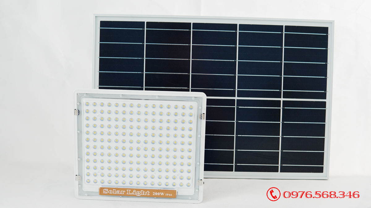 Đèn năng lượng mặt trời 200w trong nhà